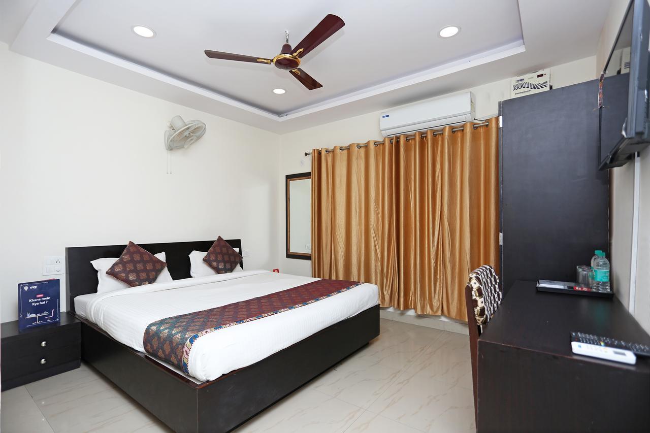 Hotel Sahu Near Kashi Vishwanath Temple Gate Varanasi Exterior photo